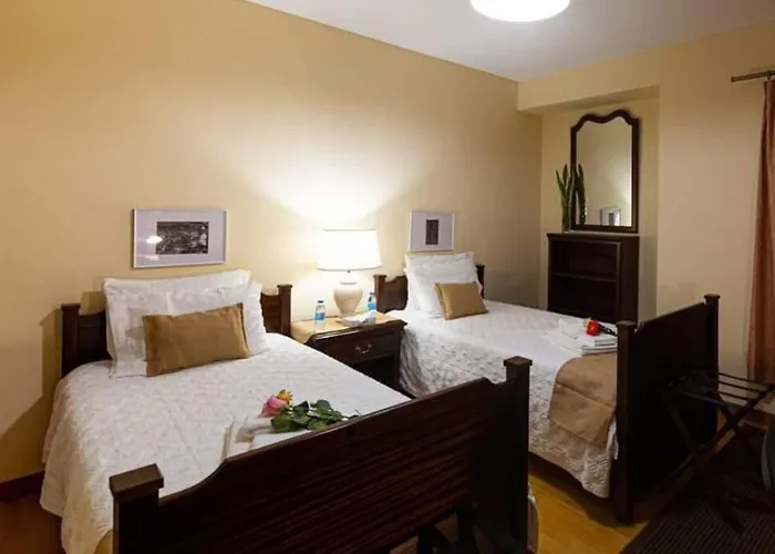 S.george Apartment *